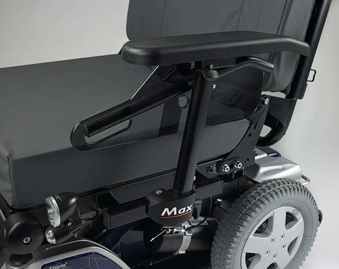 Slose up of the Invacare Storm 4 Max Bari Wheelchair seating are & side.