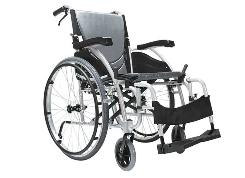 Ergo 115 manual wheelchair