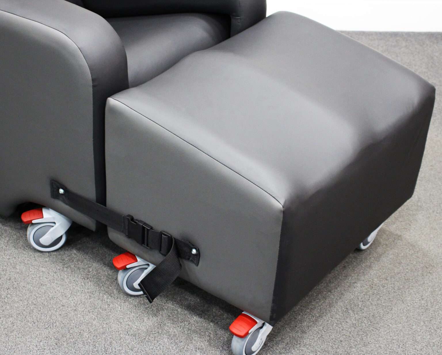 Lento Neuro channelled footrest 