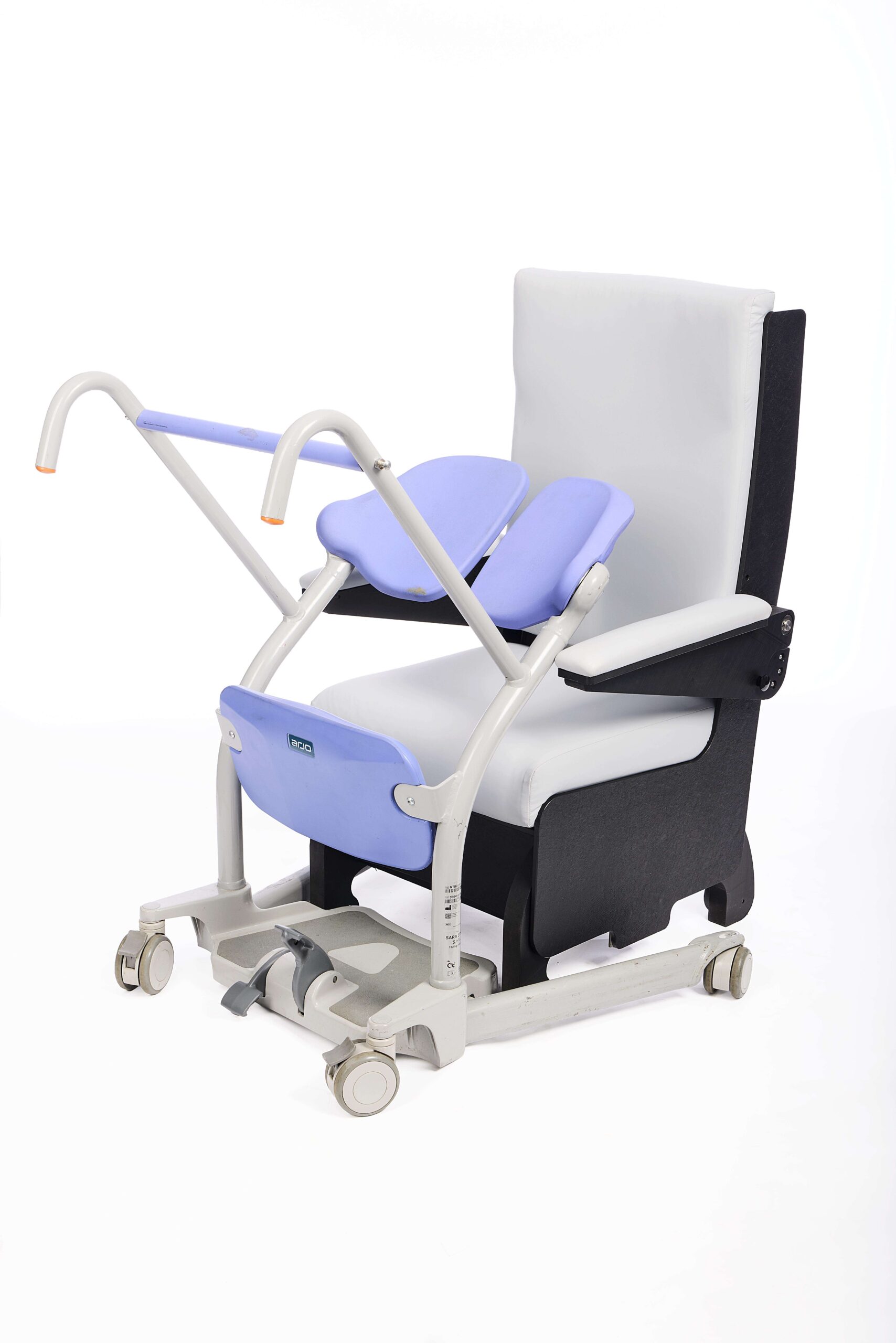 HiBack chair with stand assist